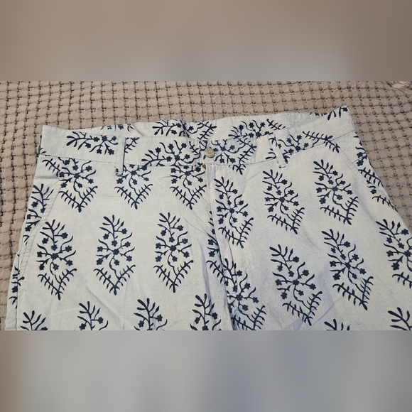 BILLS KHAKIS Light blue/navy printed parker shorts. Size 36 NWT - Picture 7 of 12